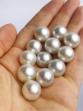 14mm White South Sea Loose Pearls, Round, 14mm - 14.9mm, AAA Quality