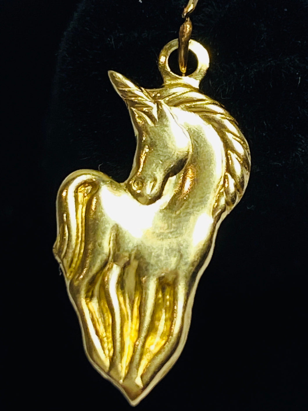 Gorgeous Unicorn Charm sku #636-C