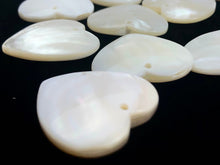 White South Sea Mother Of Pearl Solid Heart Sku#M391