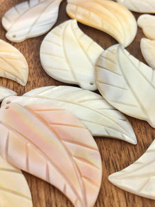 White South Sea Mother Of Pearl Leaf #4 Sku#M287